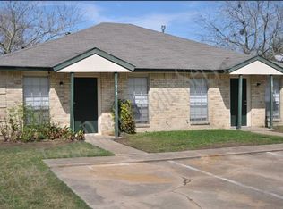 1523 Hawk Tree Dr #A, College Station, TX 77845