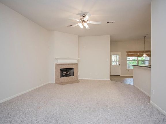 5th image of 12918 Echo Landing Dr