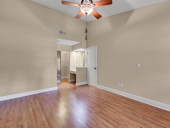 5th image of 2365 Sierra Ln