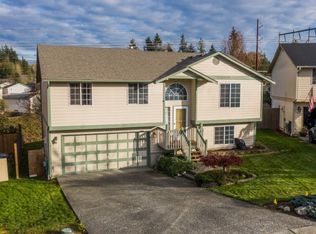 8319 80th Dr NE, Marysville, WA 98270