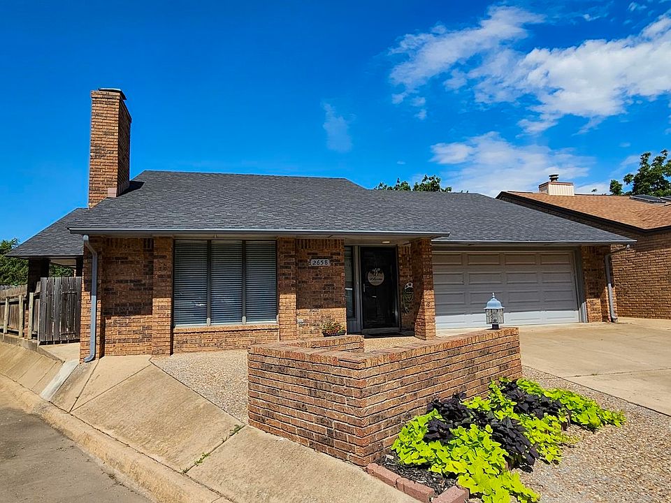 1st image of 2658 Rosewood Cir