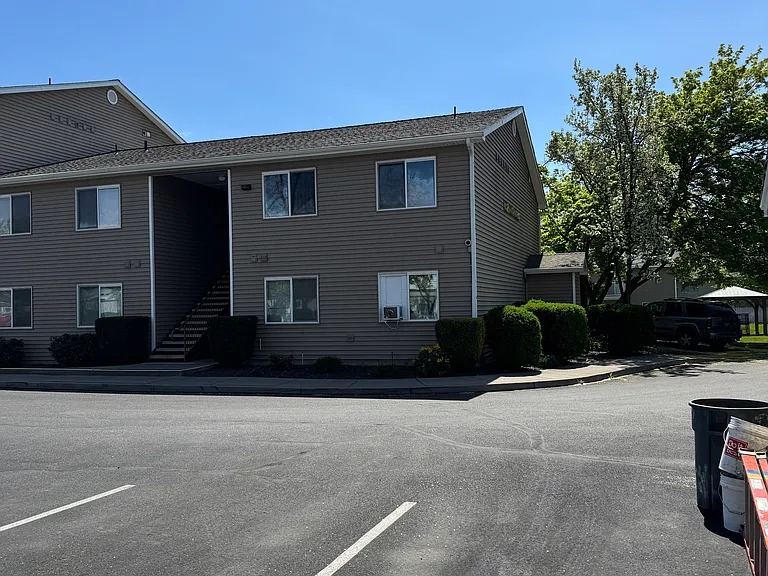Four Oaks Building