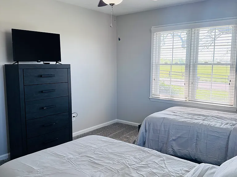 9412 Harrodsburg Rd — Photo 6