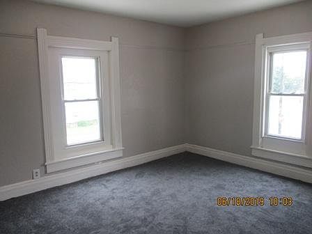 2nd image of 2804 1/2 Columbus Ave