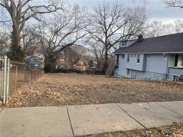 3619 Askew Ave, Kansas City, MO 64128