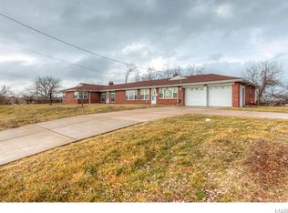 125 Saint Antoine St, Florissant, MO 63031