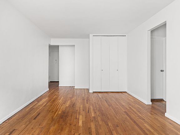 3rd image of 54 Orange St APT 5H