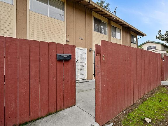 2nd image of 440 Corcoran Avenue #2