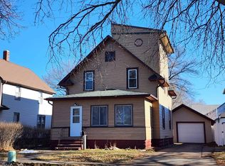 506 N 8th St, Estherville, IA 51334