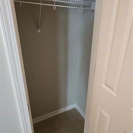 5th image of 24 Hillside Dr