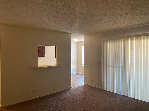 4th image of 2773 Sidewinder Ln APT A