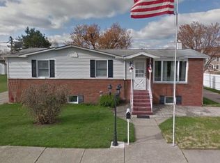 438 W 3rd St, Wyoming, PA 18644