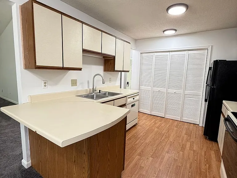5414 Horan Ct — Photo 8