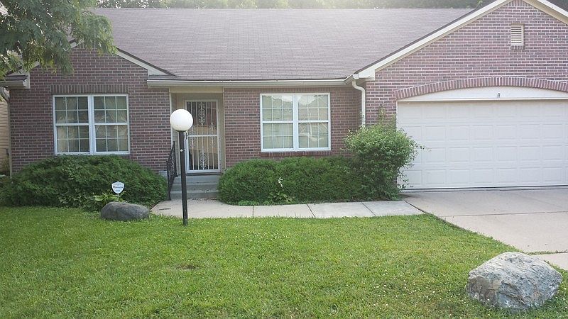1st image of 2722 Granada Cir W