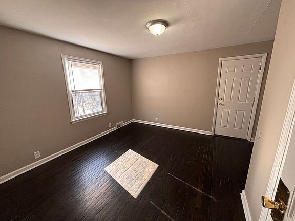 4th image of 1115 Richmond Ave #3