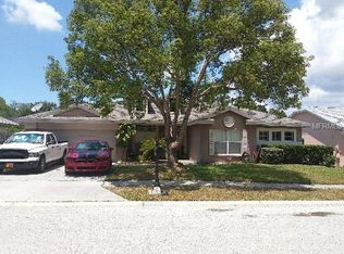2971 Robinwood Ln, Palm Harbor, FL 34684