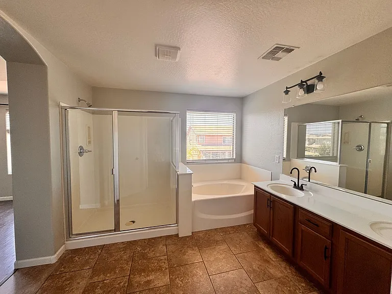 3519 E Tonto Dr — Photo 11