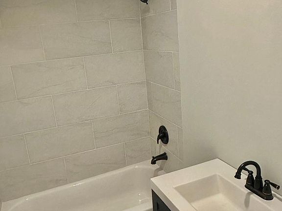 4th image of 1219 S Millard Ave #2