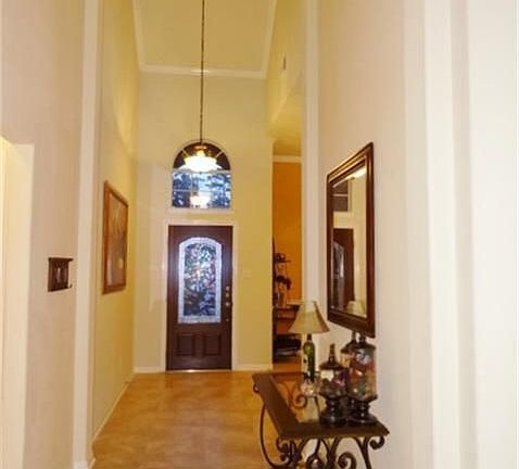 This high ceiling entry way is gorgeous! Come see for yourself.