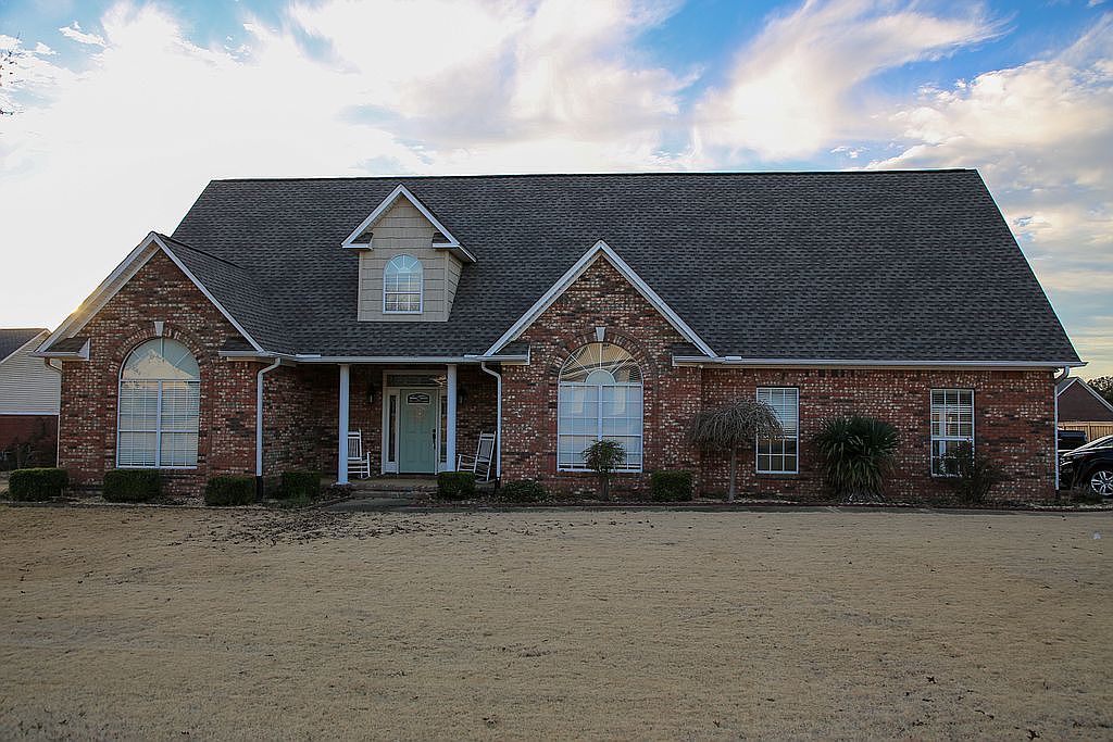 137 Garden Park Dr, Saltillo, MS 38866 Zillow