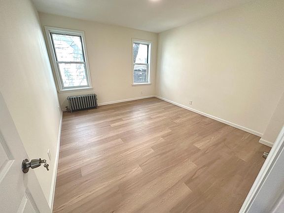 Large Bedroom