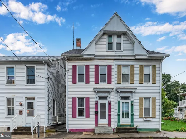 110 E Locust St, Mechanicsburg, PA 17055