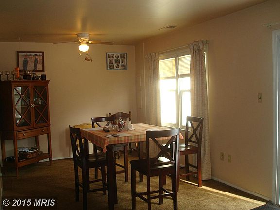 3rd image of 13784 Newport Dr