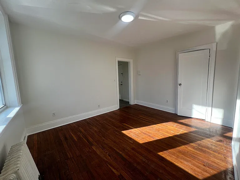 197 Lafayette Pl #C3 — Photo 2