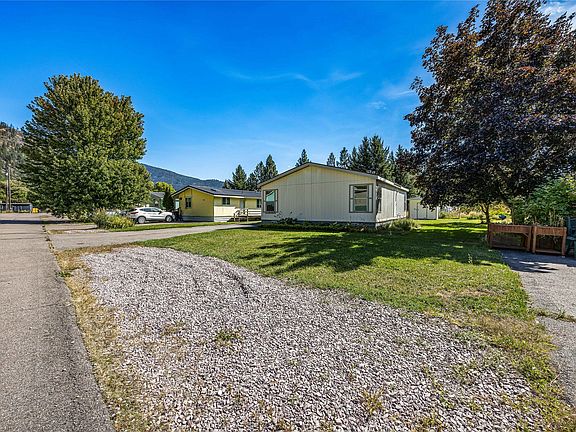 2nd image of 7628 Becca Ln