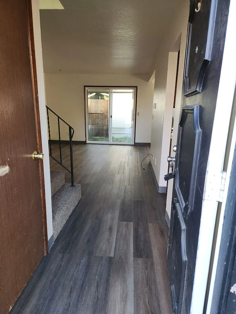 2-Bedroom 1.5 Bath Townhome — Photo 2
