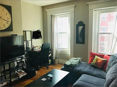35 Dwight St — Photo 7