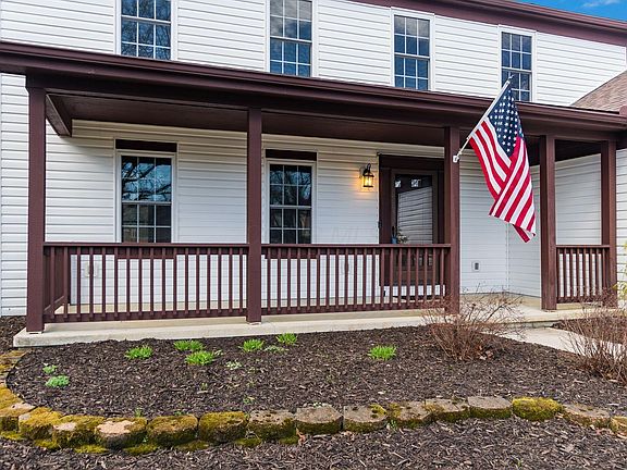 4th image of 7685 Starmont Ct