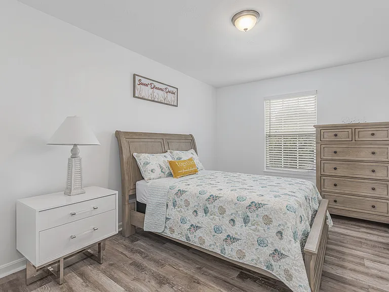 6824 Beagle Dr — Photo 6