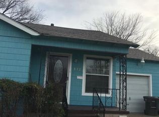 812 E Cantey St, Fort Worth, TX 76104