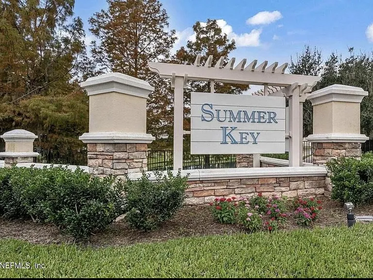 Key Lime Dr — Photo 21