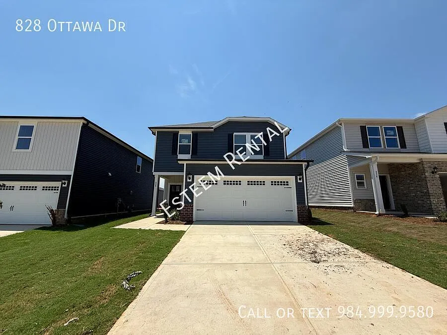 4 bed, 2100 sqft, $2,295 — Photo 2