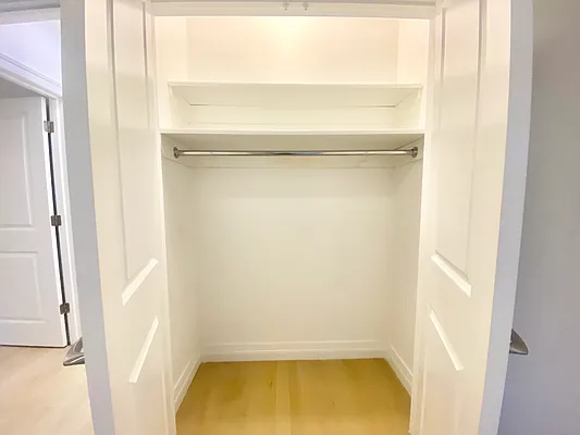 Rented by EastMount Realty LLC | media 7