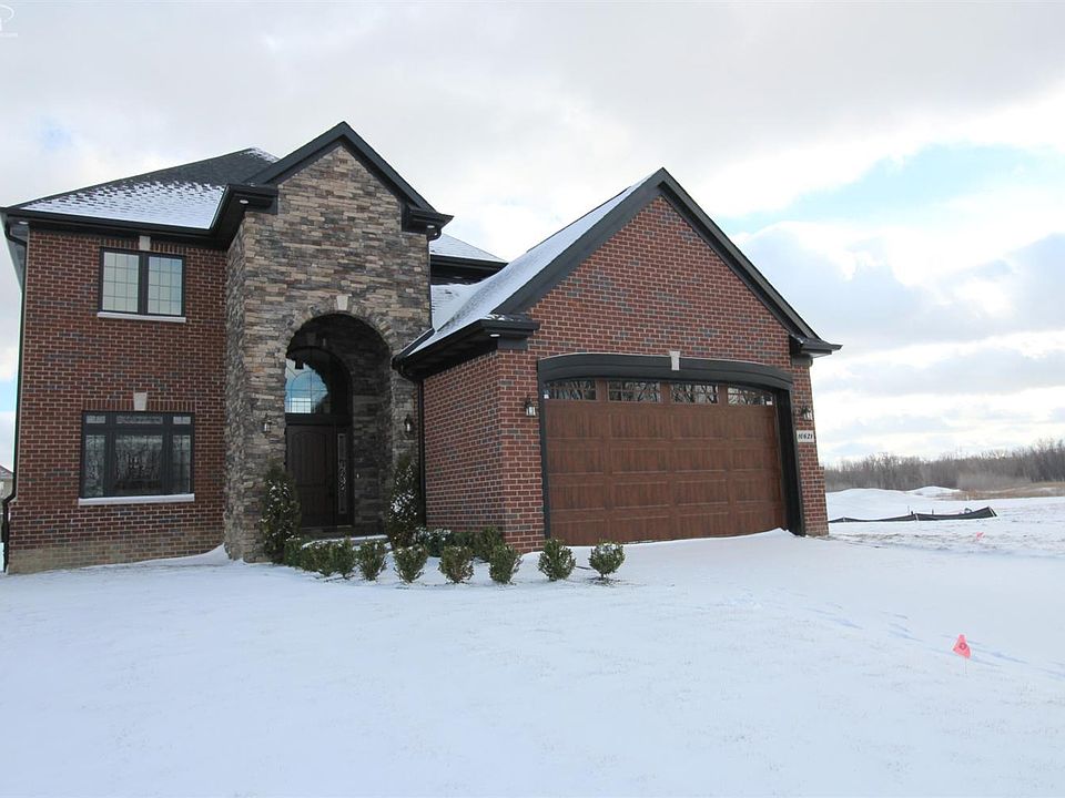 1st image of 10621 Lone Oak Cir