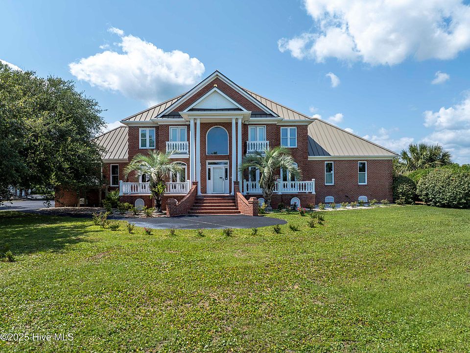 4 Hunter Heath Drive, North Topsail Beach, NC 28460 | MLS