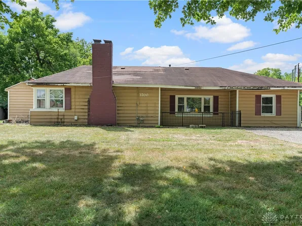 3700 Sellars Rd, Dayton, OH 45439
