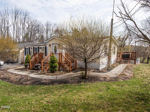 2nd image of 1148 Golf Park Dr