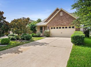 26 Canterborough Pl, Tomball, TX 77375