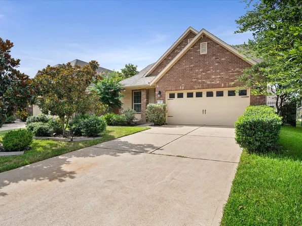 26 Canterborough Pl, Tomball, TX 77375