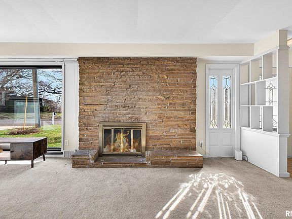 5th image of 3 Jefferson Ct