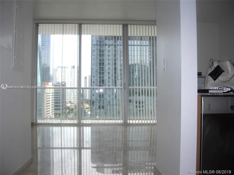 1060 Brickell Ave #1409 — Photo 7