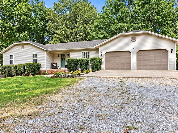 2nd image of 5703 Fairview Rd
