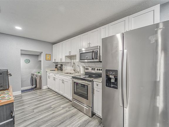 4th image of 4626 20th Ave S