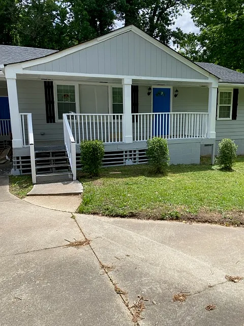 1246 Westmont Rd SW
