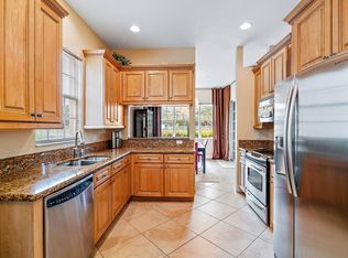4517 Artesa Way S, Palm Beach Gardens, FL 33418