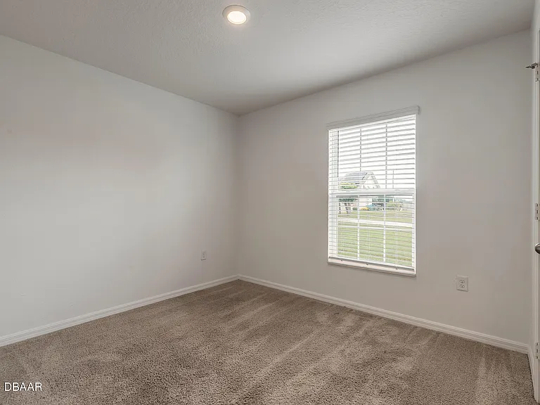 1009 Rosetta Dr — Photo 15